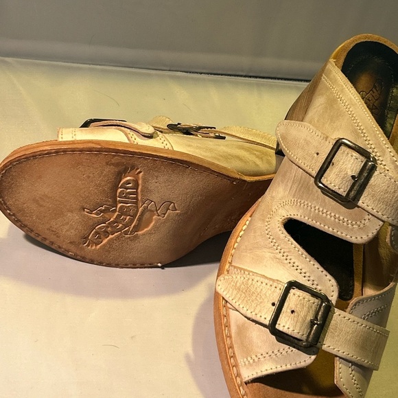 Womens FREEBIRD Caprice sandals size 9 gray distressed boho chunky heel - Picture 9 of 9